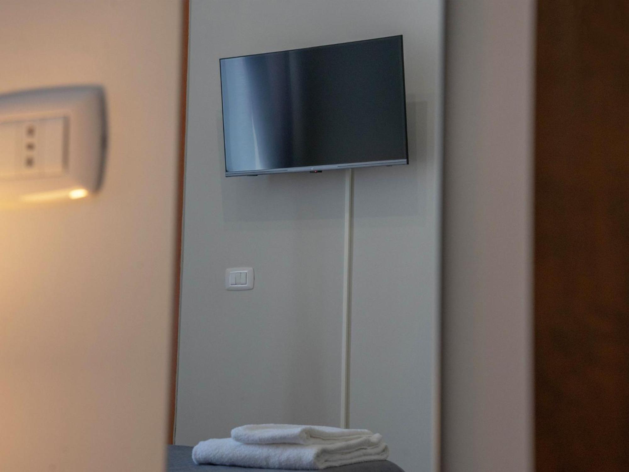 F.A.M. Rooms Ciampino Exterior foto
